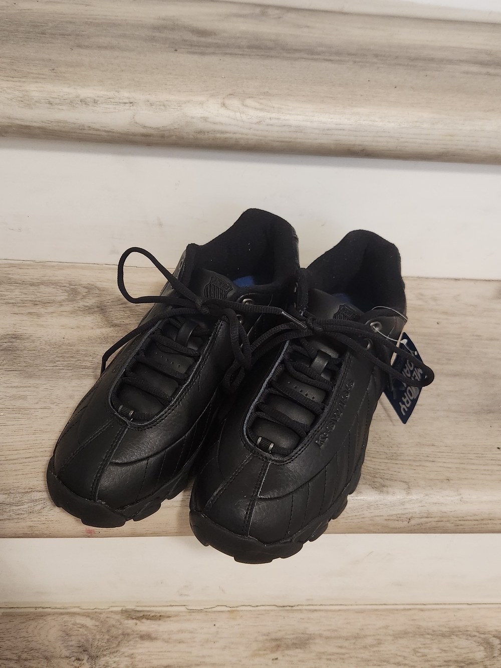 K-Swiss Men's Black Lace-Up Sneakers
